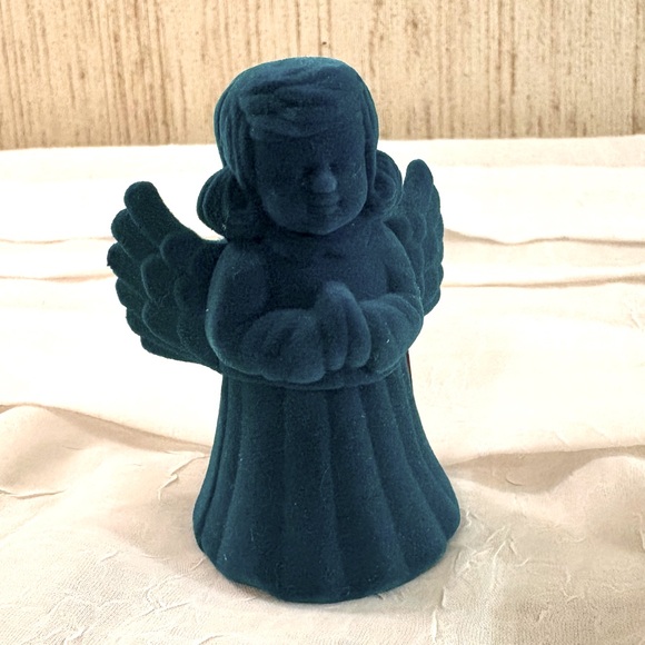 Gold plated aquamarine gemstone angel pendant necklace - Picture 2 of 6